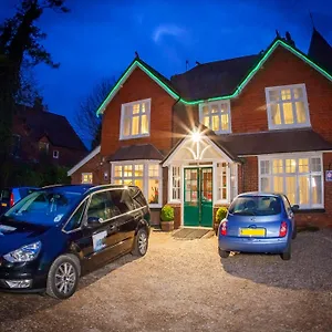 Gatwick Turret *** Horley